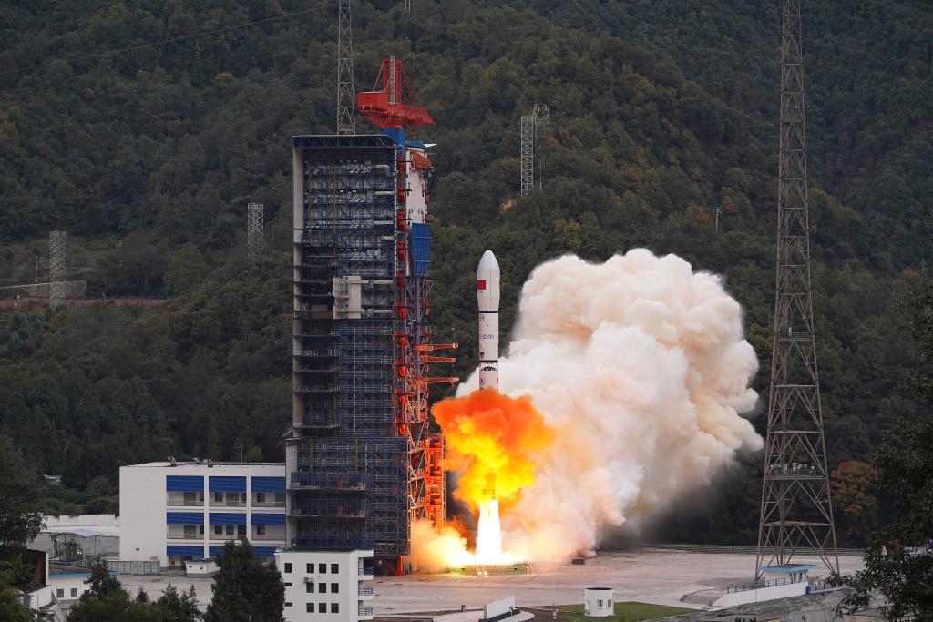 旺财28平台：长二丁火箭携手远征三号上面级发射成功